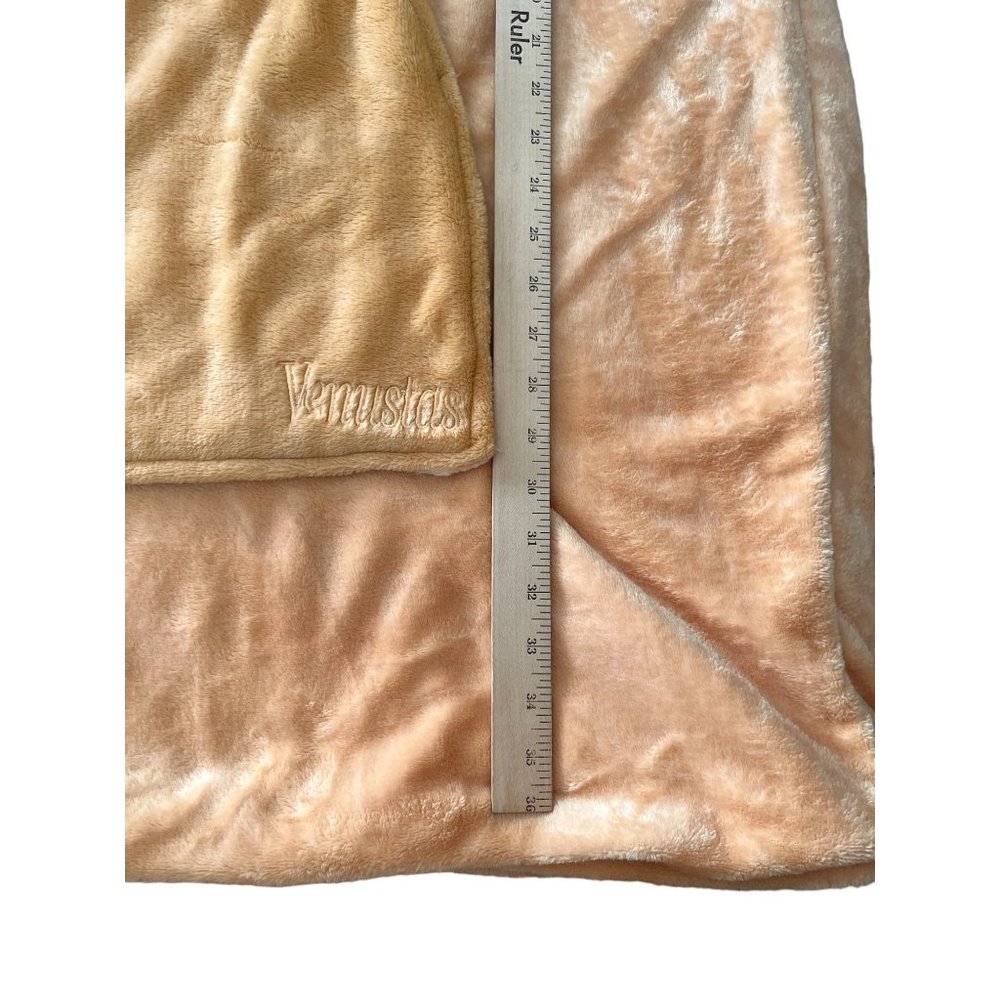 Wearable Hooded Blanket Velour Outside Sherpa Inside Peachy Tan - Picture 8 of 10